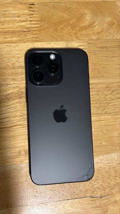 I Phone 15 pro max , 1TB