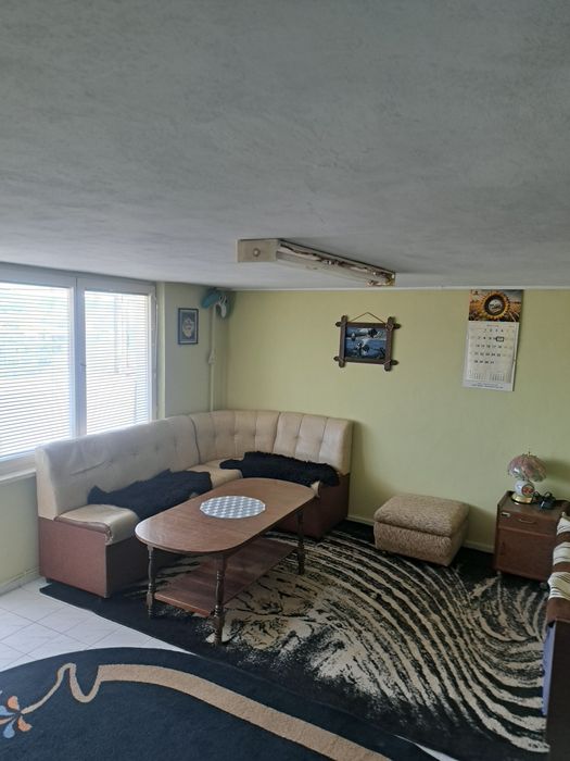 Таванска стая обзаведена под наем