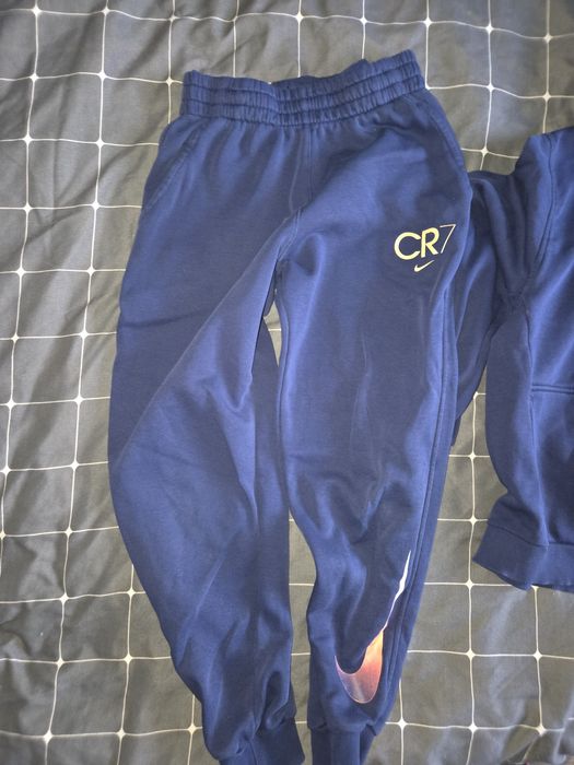 Nike Tech PSG и Nike CR7