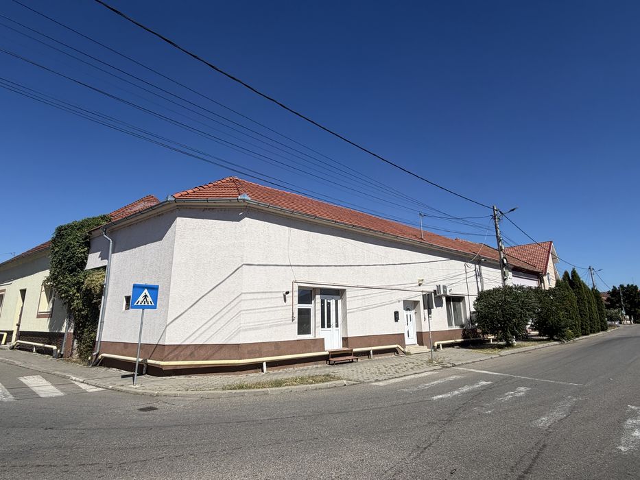 Spatiu Comercial de inchiriat 148 mp