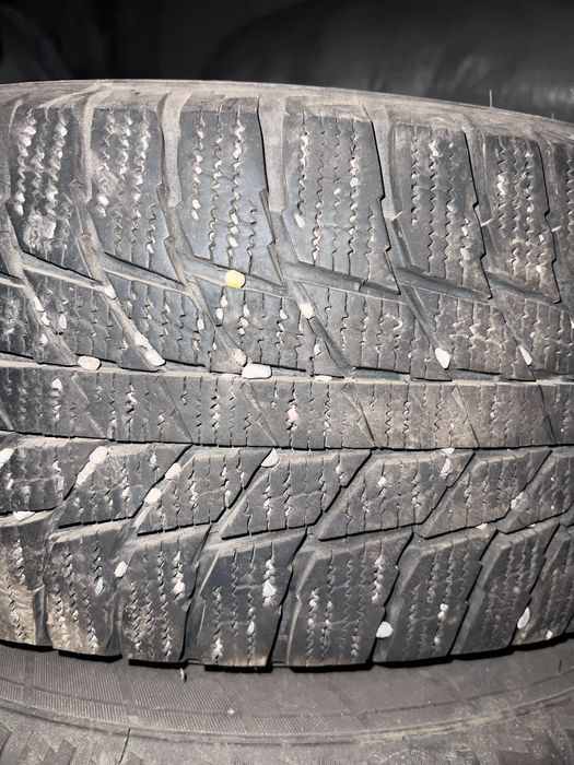 Продам зимние шины R16