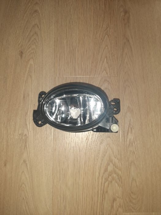 Халоген за мерцедес w204