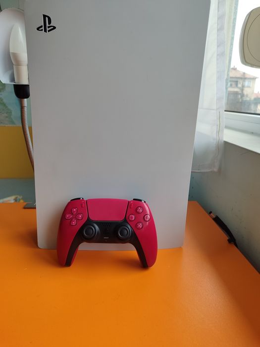 Playstation 5 disk edition + джойстик Отличен