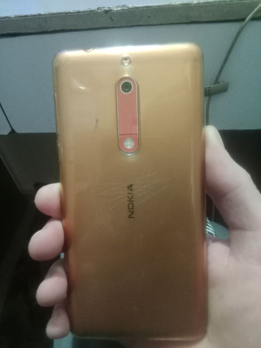 Продам три телефона