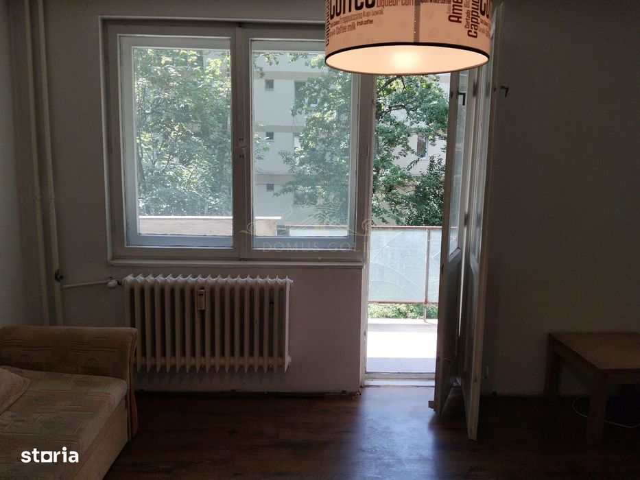 Vind apartament 3 camere in Gheorgheni .