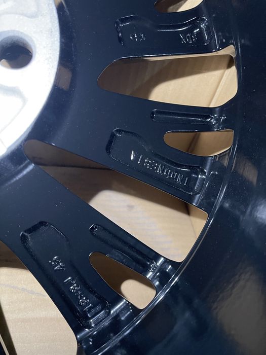 Диск ОРИГИНАЛЬНЫЕ от Lexus Es 250 350