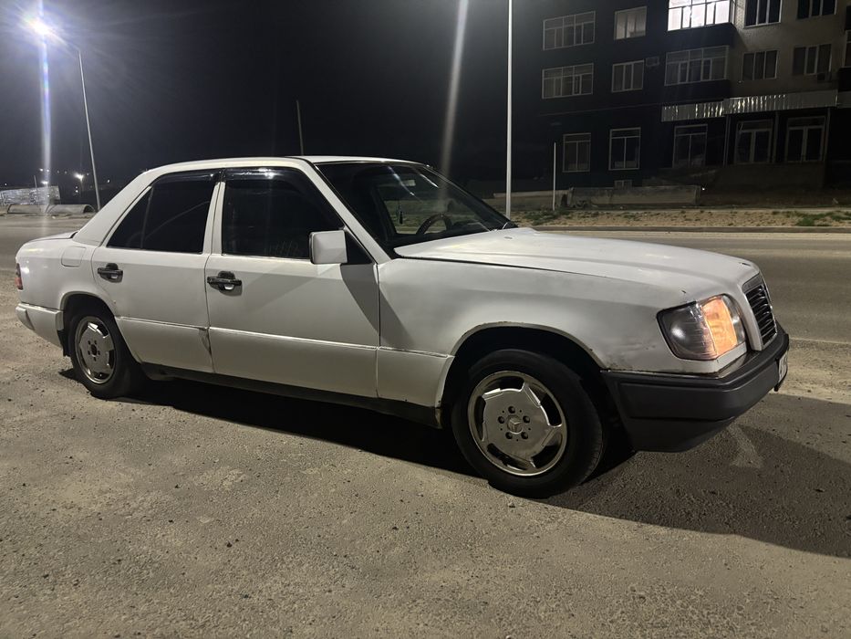 Прадам Мерседес 124