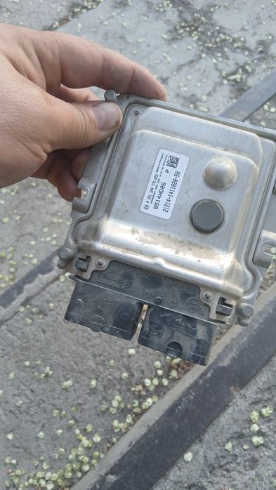 Продам ЭБУ НА НИВУ 2014 года