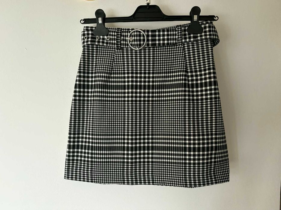 Дамска къса пола