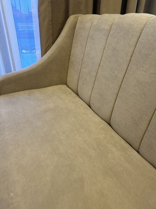 Диваны со склада Диваны в рассрочку Диван оптом Столы для кафе