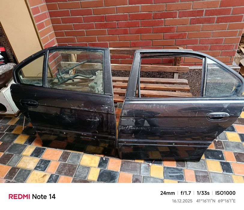 Продам двери  BMW E 38