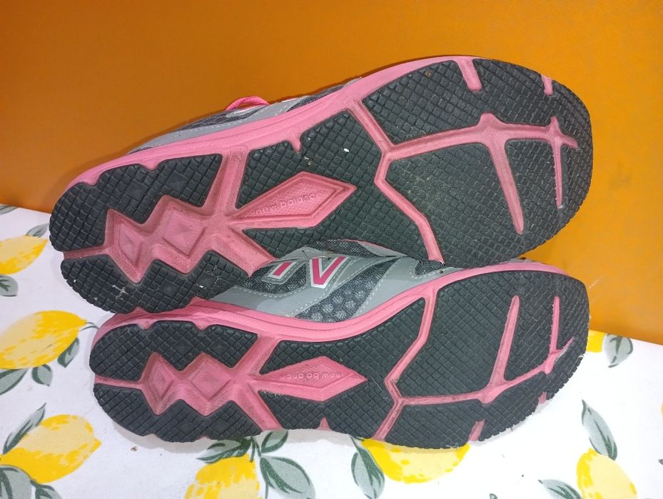 New Balance v630 N 40,5