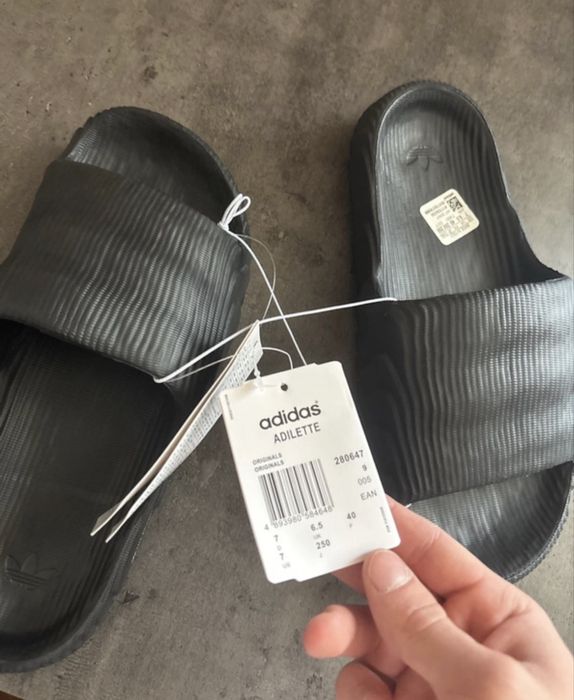 Papuci Adidas Adilette