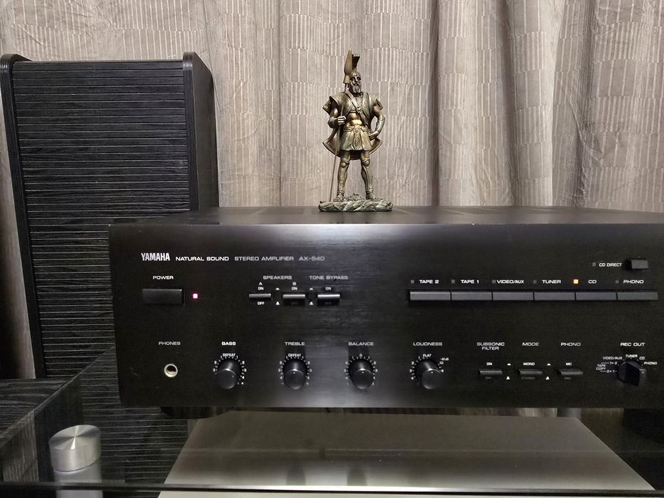 Yamaha AX-540 – Amplificator Stereo Hi-Fi Made in Japan – 2×85W / 8Ω