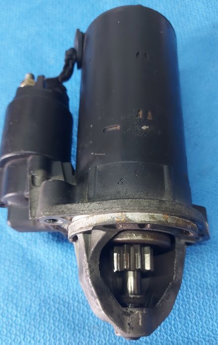 Стартер Бош ,мерцедес 2.2 цди