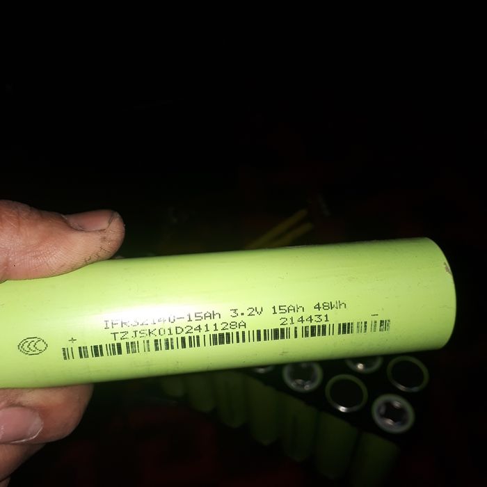 Akumlator litiy ion va litiy temir fasfat