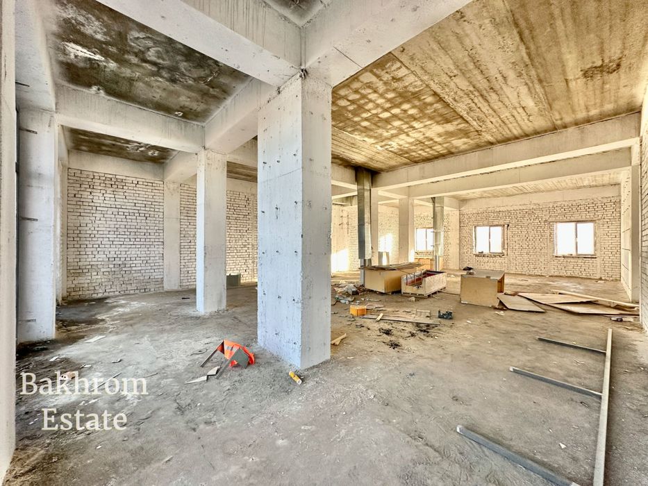 Офис • 202 м² • 4,2 метра до потолка • Юнусабад-12, до метро 100 шагов