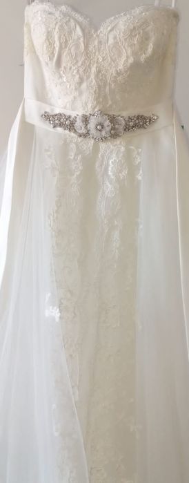 Продам платье свадебное.