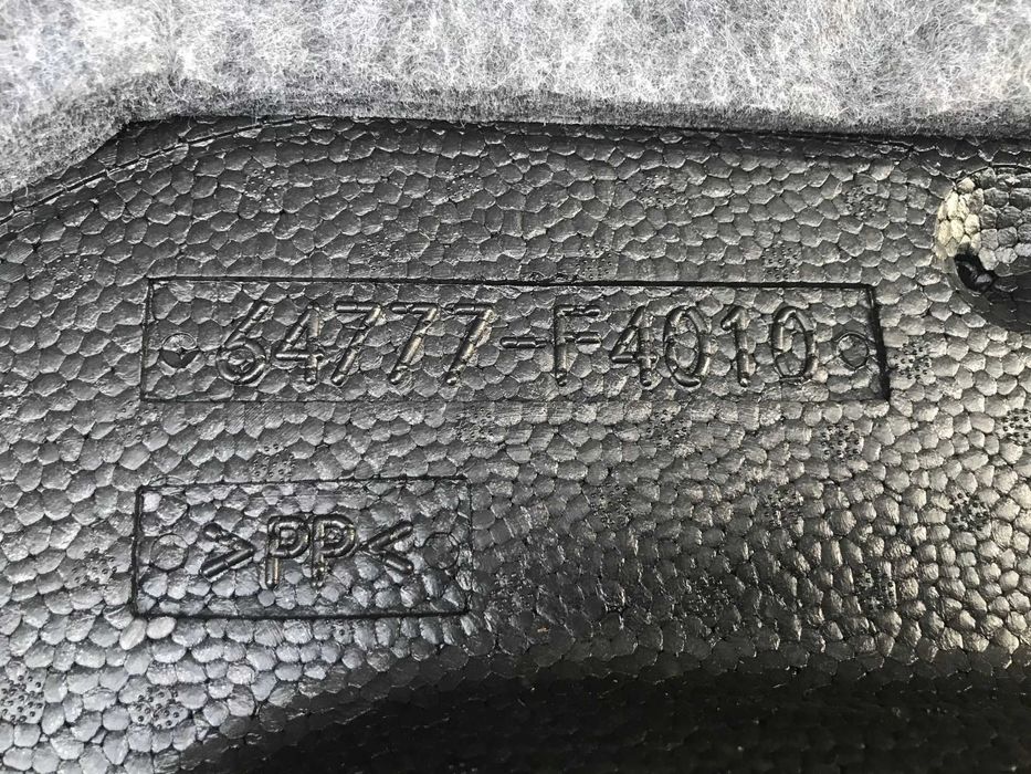 Mocheta si polistiren portbagaj Toyota CHR 1.8 Hibrid