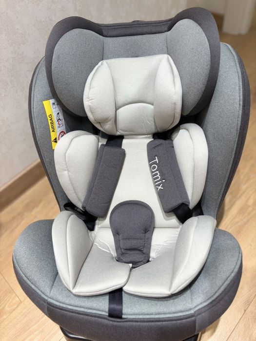 Автокресло Tomix