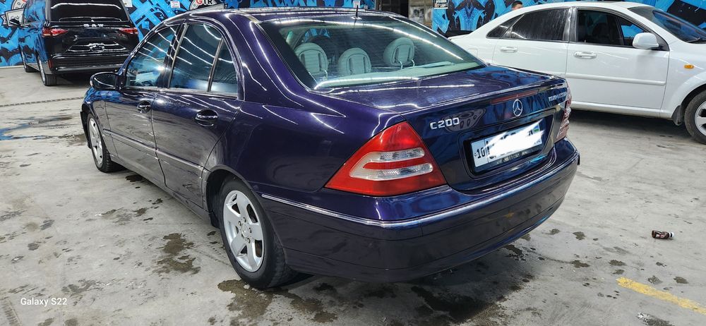 Mersedes c 200. Kompressor