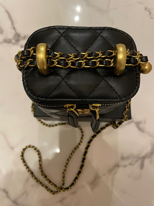 CHANEL мини чантичка