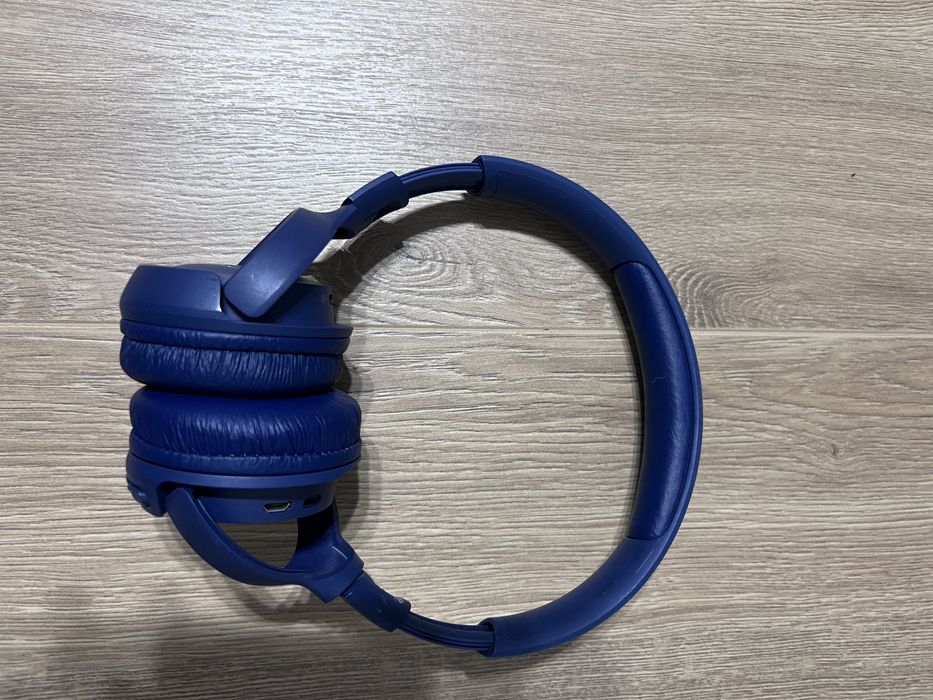 Наушники JBL беспроводные