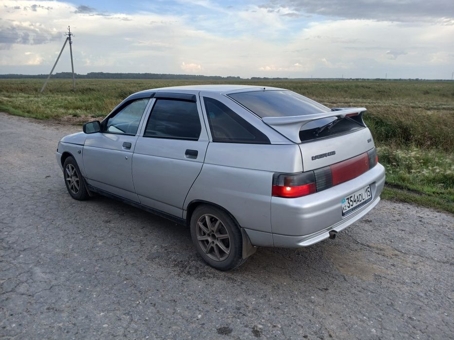 Продам машину ваз 2112