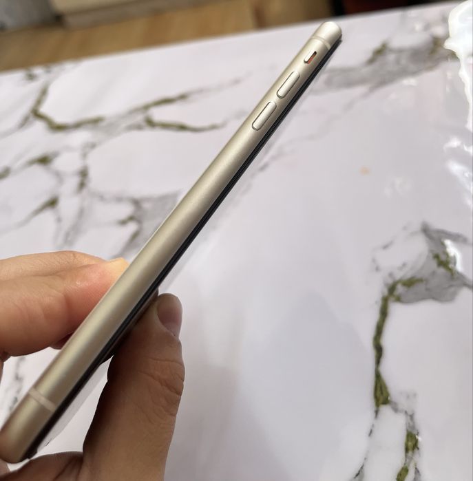 iPhone 11 АКБ 76%