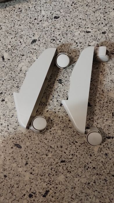 Крака за  конвектор AIRELEC