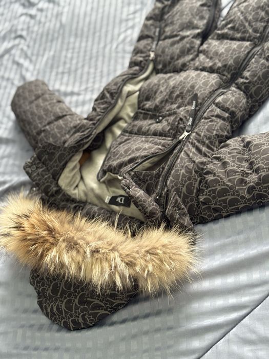 Продам детский комбинезон зима