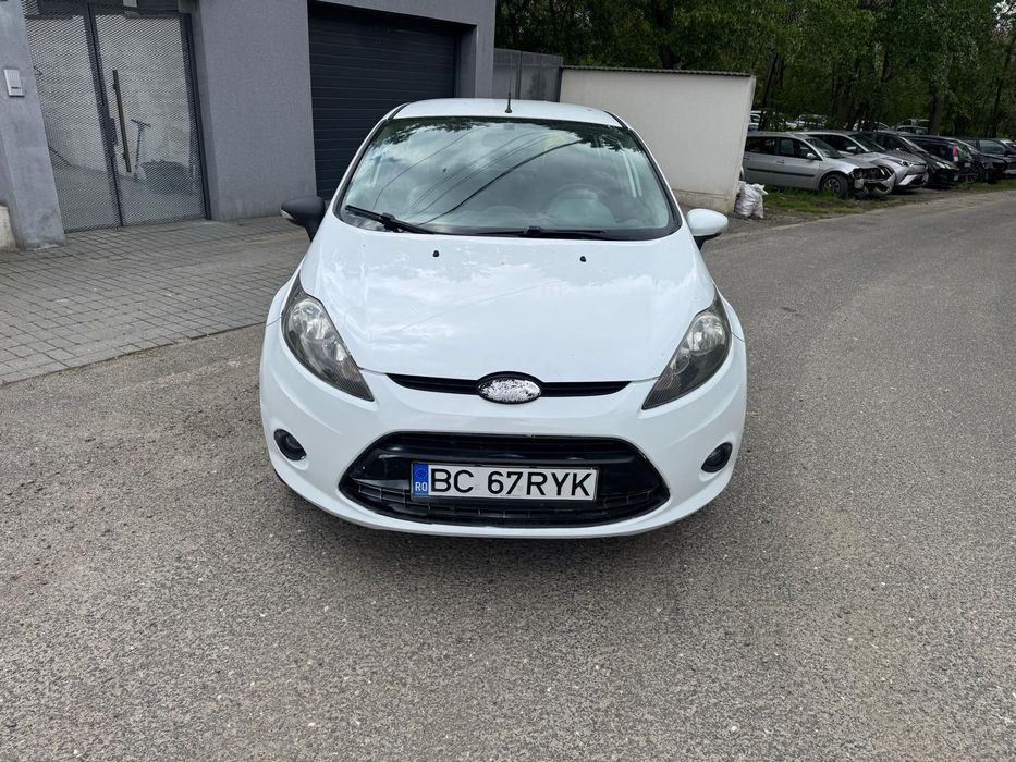 FORD Fiesta 2011 — imagine 2