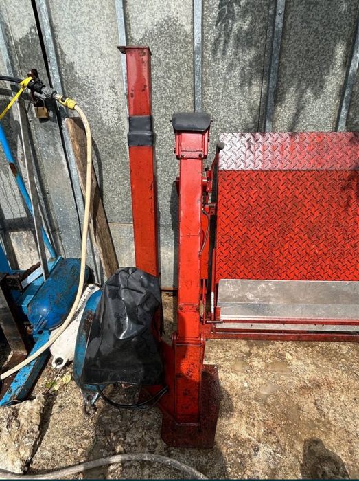 Падащ борд за бус 12 волта хидравлична помпа