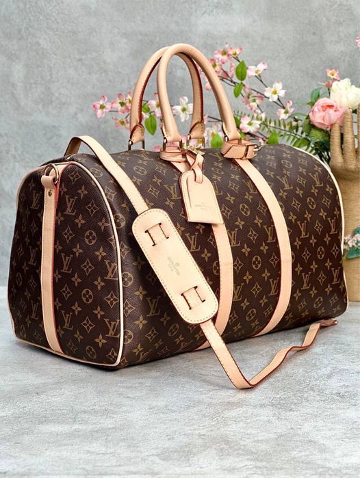Genti Louis Vuitton noi