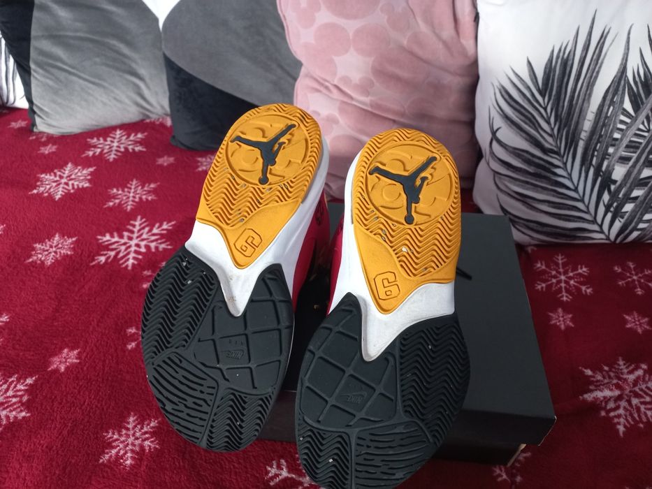 Ghete Jordan nr.38,5