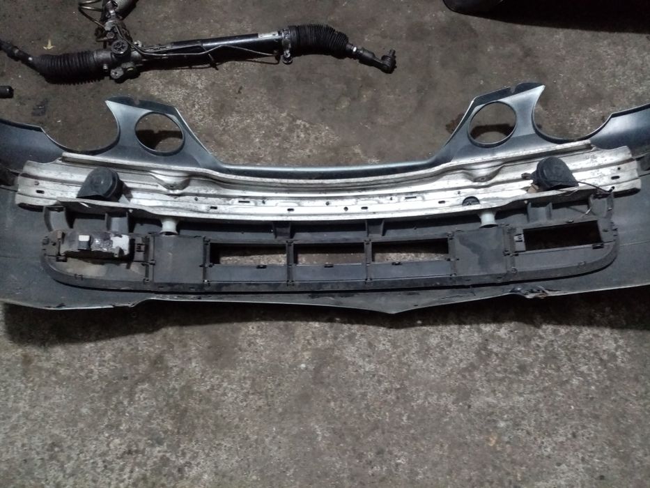 Бампер передний на BMW E46 купе из Германии