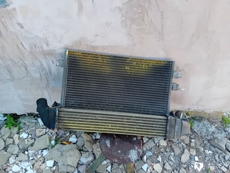 Vând diferite piese provenite din dezmembrări pentru logan 1.5 dizel e