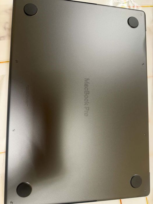 14-inch MacBook Pro - Space Black

$2,199.0

MBP 14 SB/15C/16C GPU/24GB /1T-USA