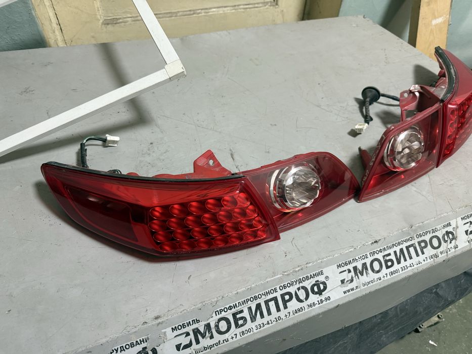 Задние фонари Infiniti Fx35