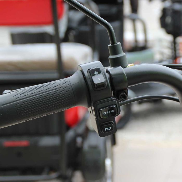 Електрически скутер с педали MaxMotors 500W/48V/15Ah – RED