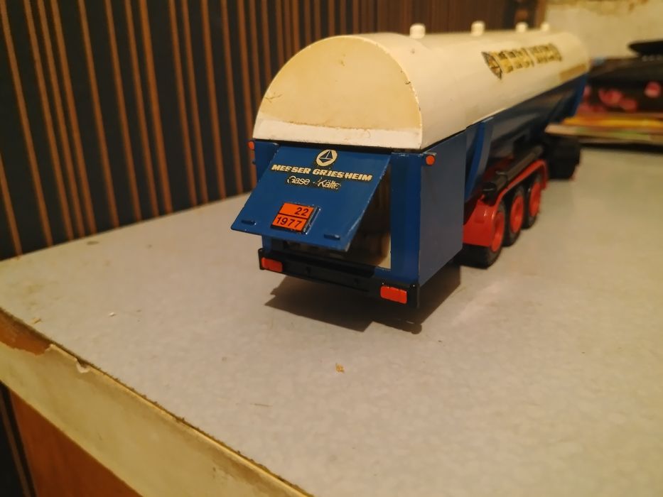 Камион макет метален magirus conrad corgi