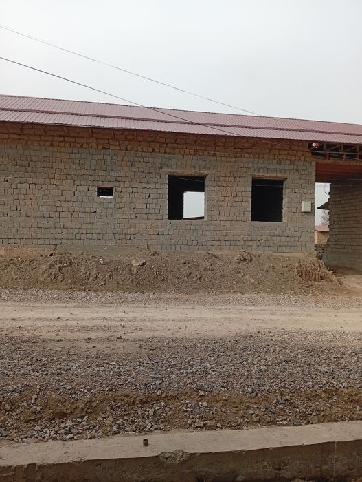 Участка сотилади