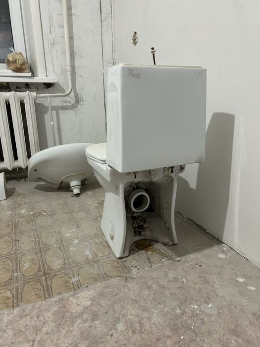 Продам унитаз