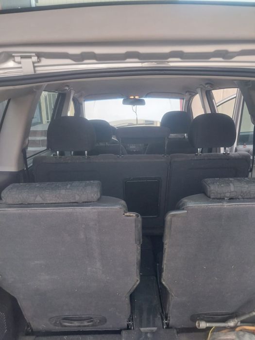 Опель зафираааав