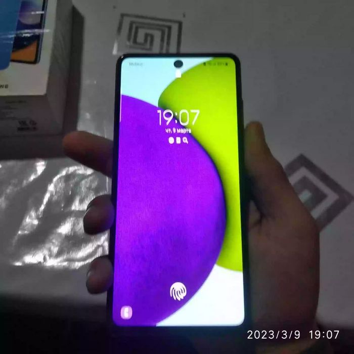 Самсунг а 52 памяти128лик сотилади