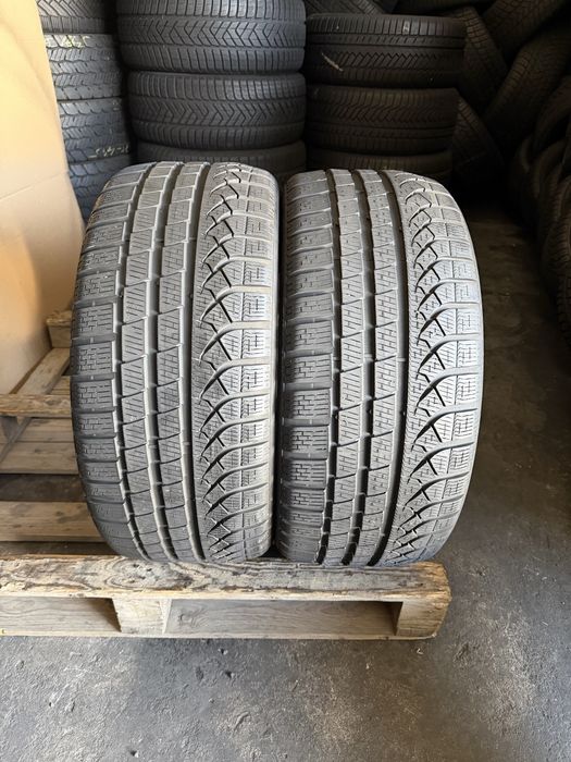 2 anvelope iarna 245/35/19 Pirelli 6.3 mm DOT 2022!