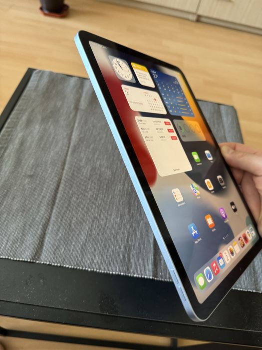 IPad Air 4 с клавиатура