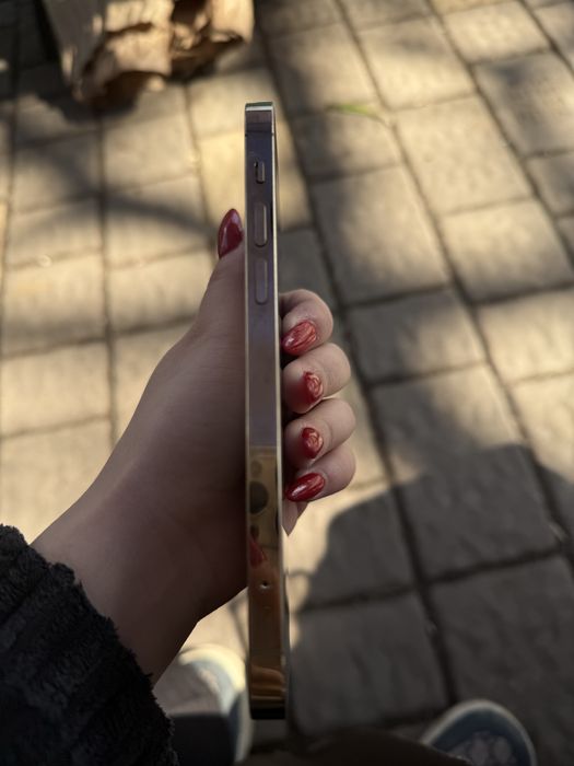 Айфон 12 про Срочно