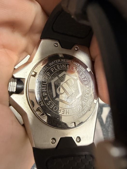 Часовник Philipp Plein