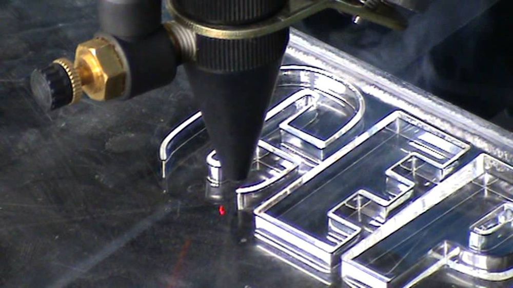 Лазерная резка, хдф, фанера и акрила.